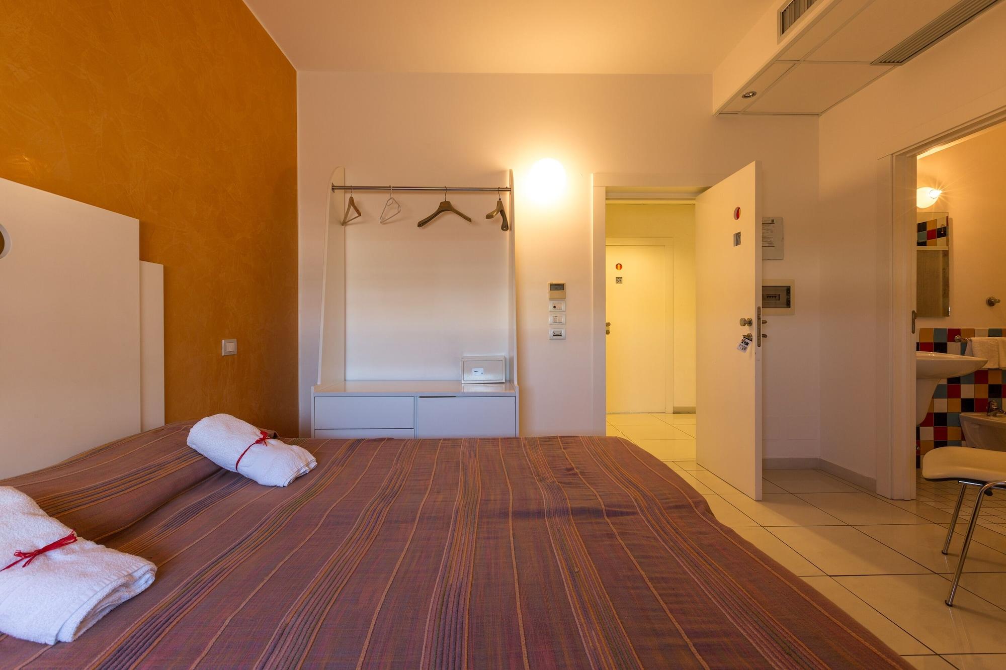 Silver Hotel Матино Екстериор снимка