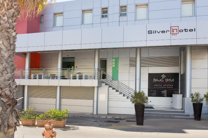 Silver Hotel Матино Екстериор снимка