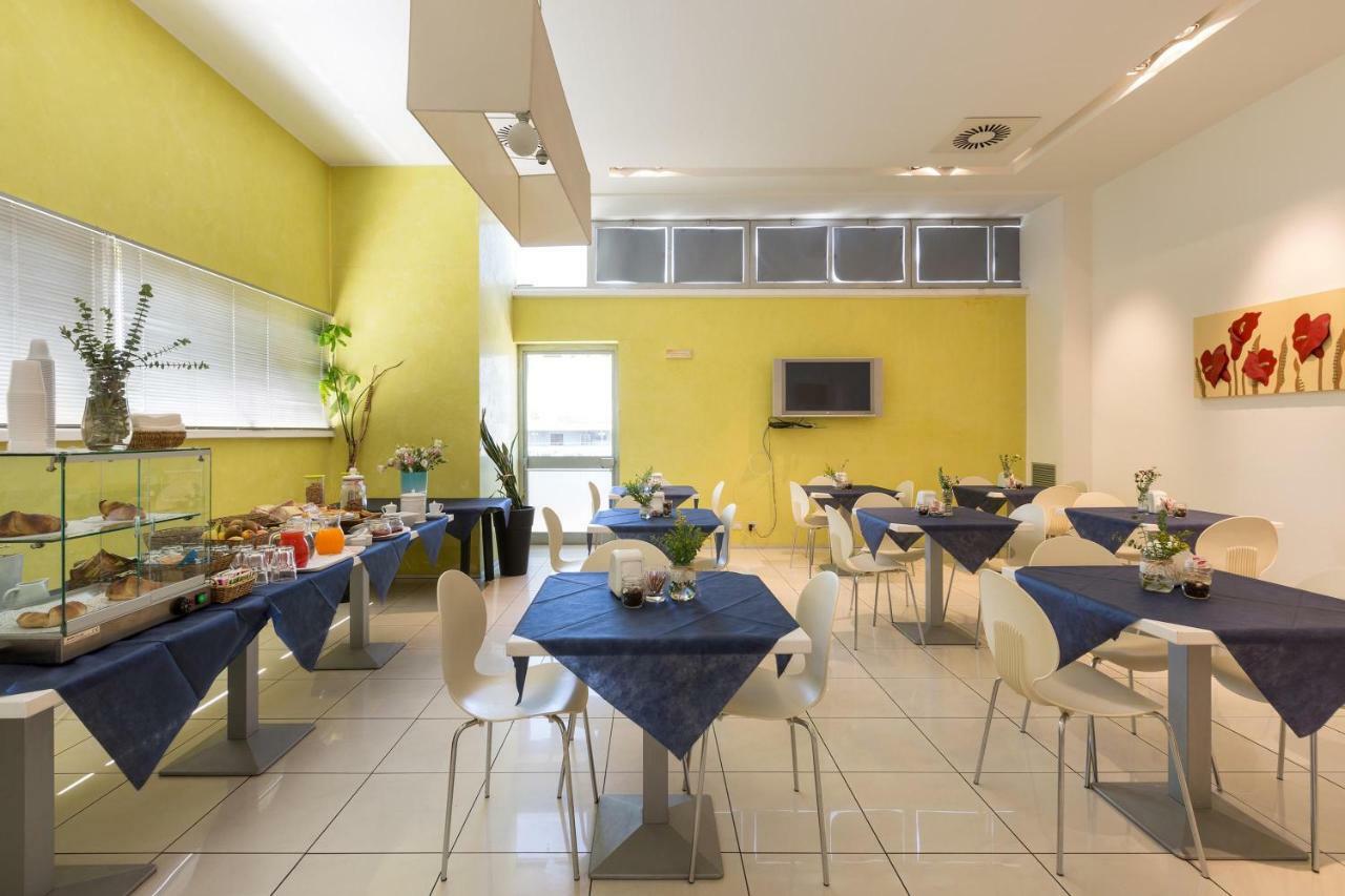 Silver Hotel Матино Екстериор снимка