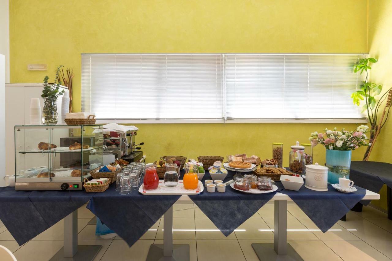 Silver Hotel Матино Екстериор снимка